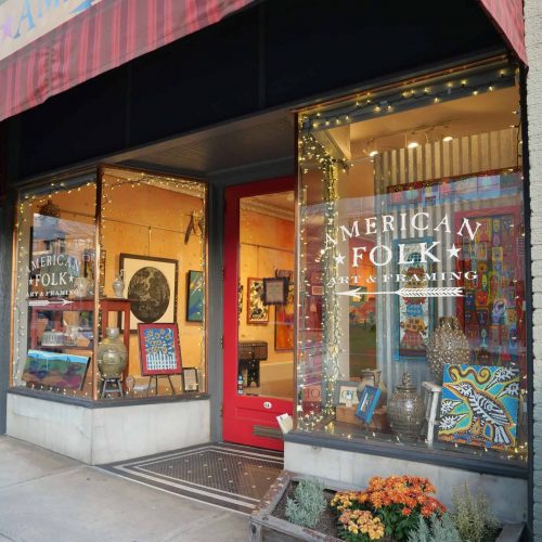 American-Folk-Front-of-the-Gallery-1MB