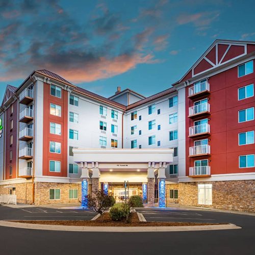 Holiday Inn Express & Suites Asheville Downtown